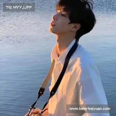 胡英